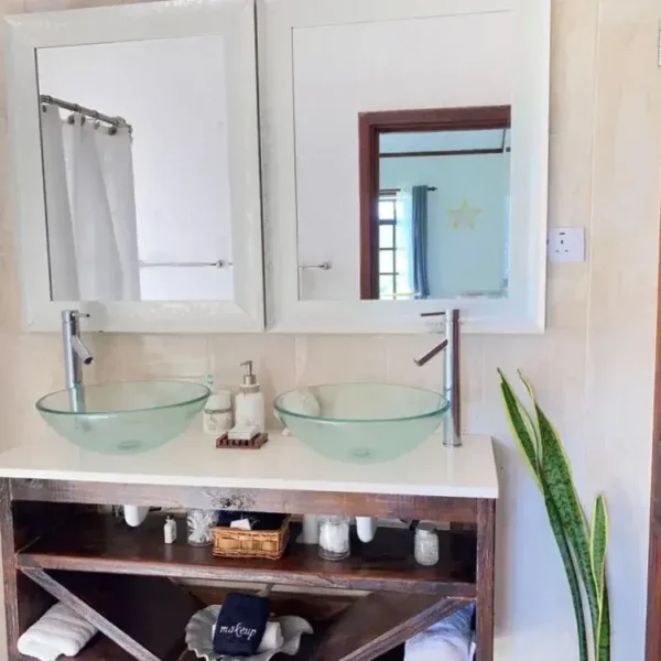 tyn-property-bathroom